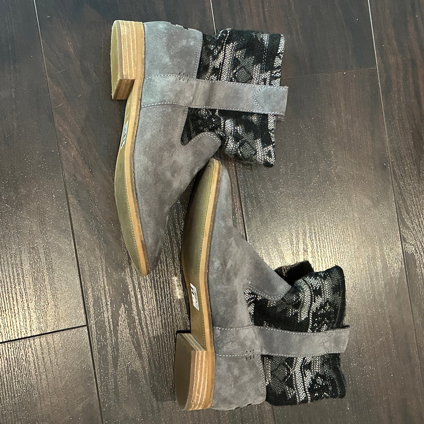 #162 Toms Booties sz 8.5