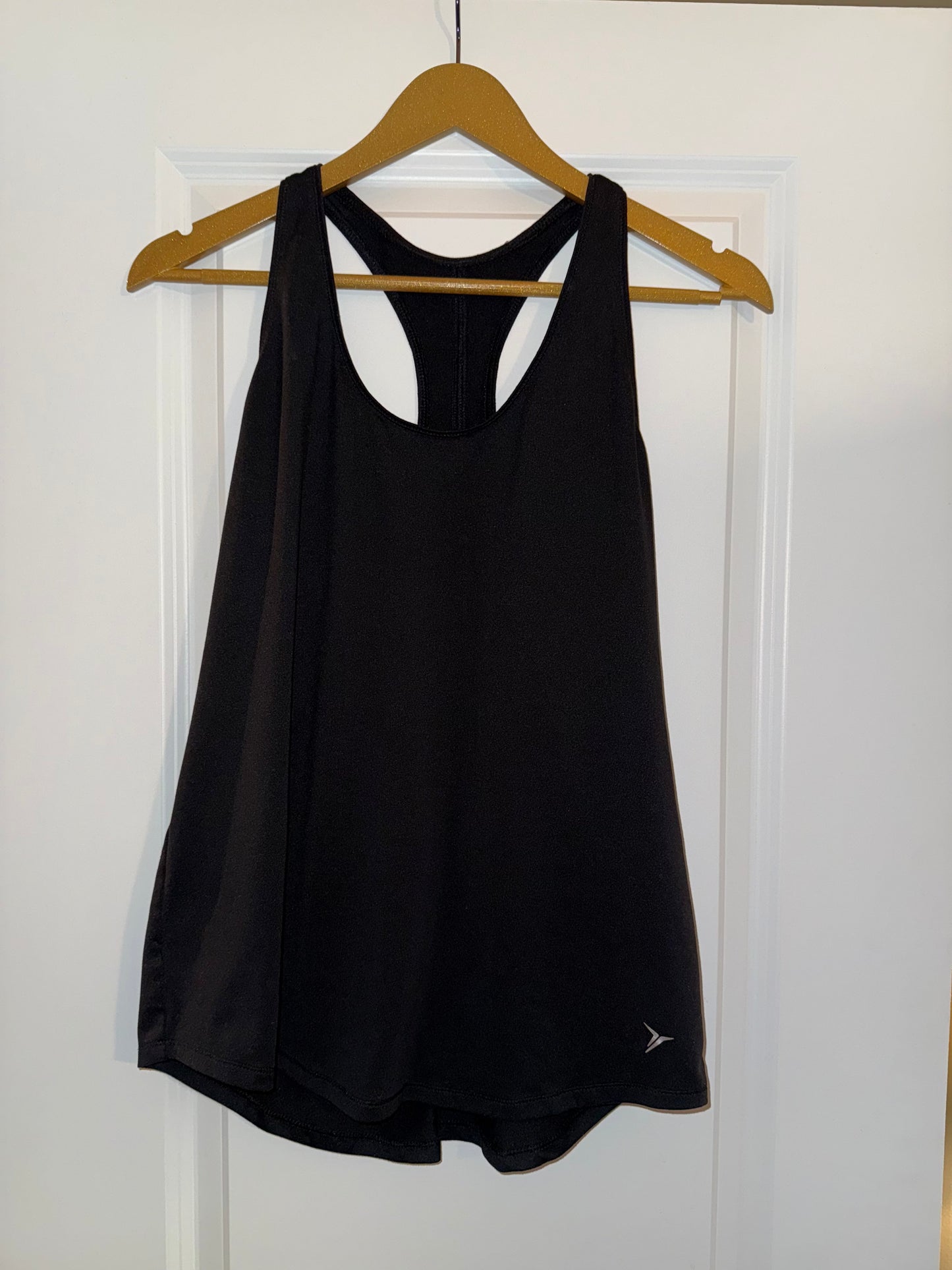 #106: Womens L Old Navy Black Tank *REDUCED*