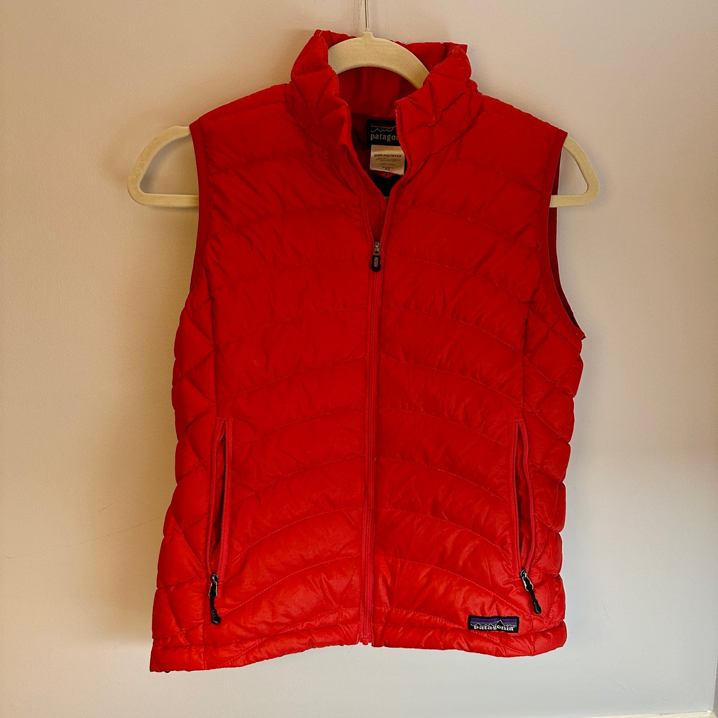 #162 Patagonia Red Vest Women’s XS