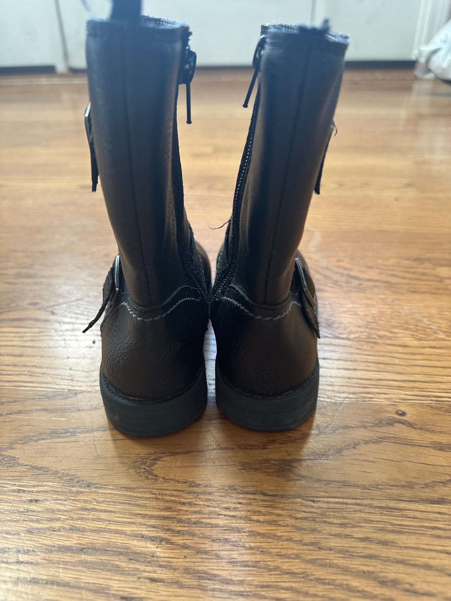 #77 GUC Carter’s Girls Black Riding Boots, Size 10