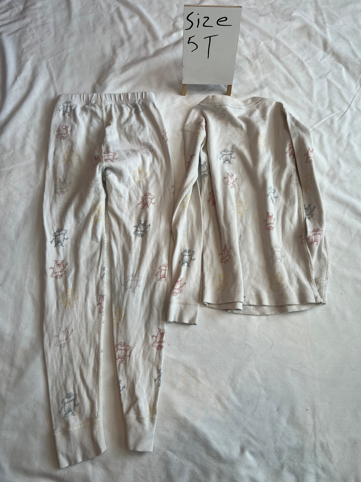 #24 5T Lorax Hanna Andersson pajamas