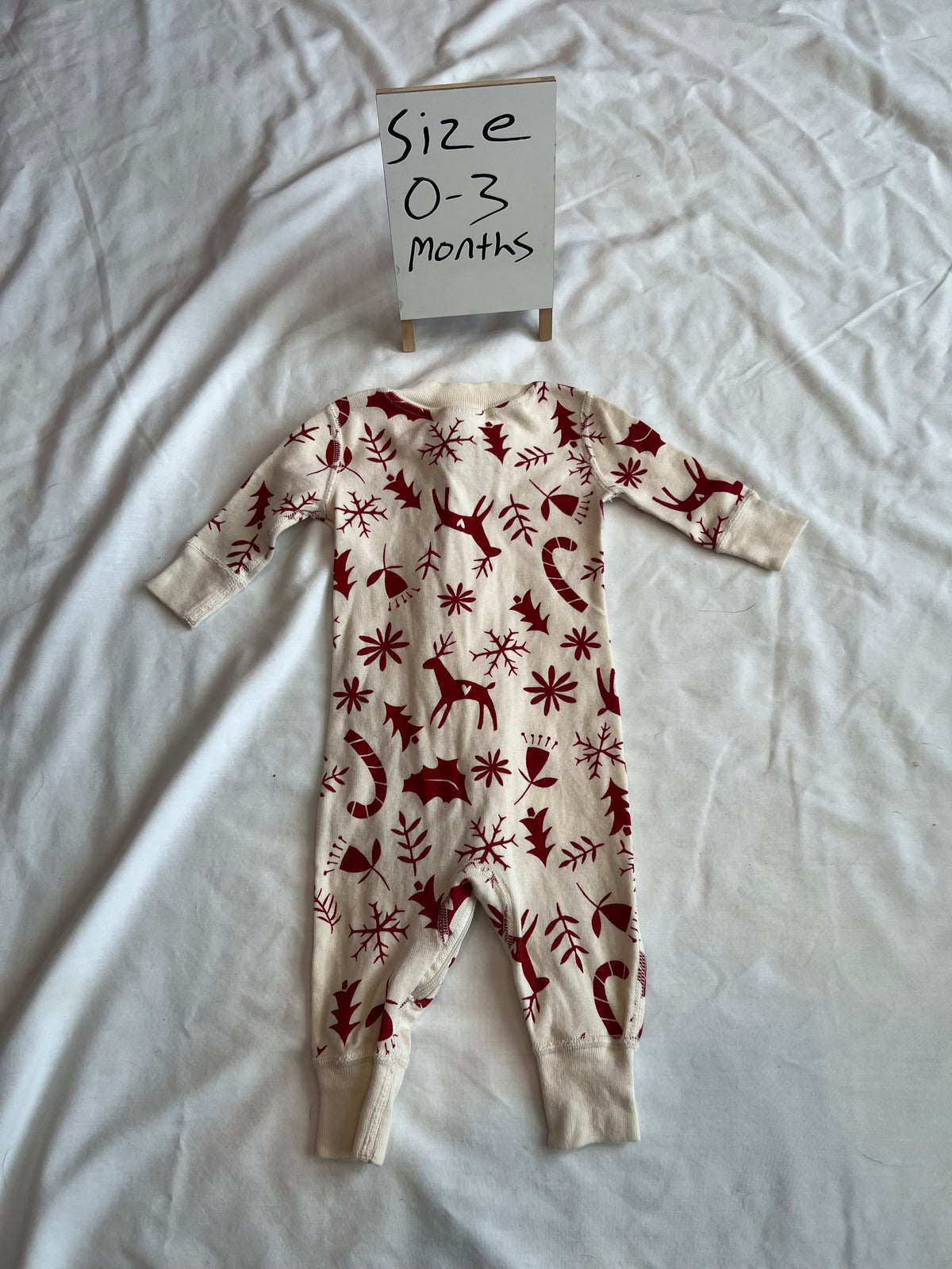 #24 size 0-3 months Hanna Andersson zippy