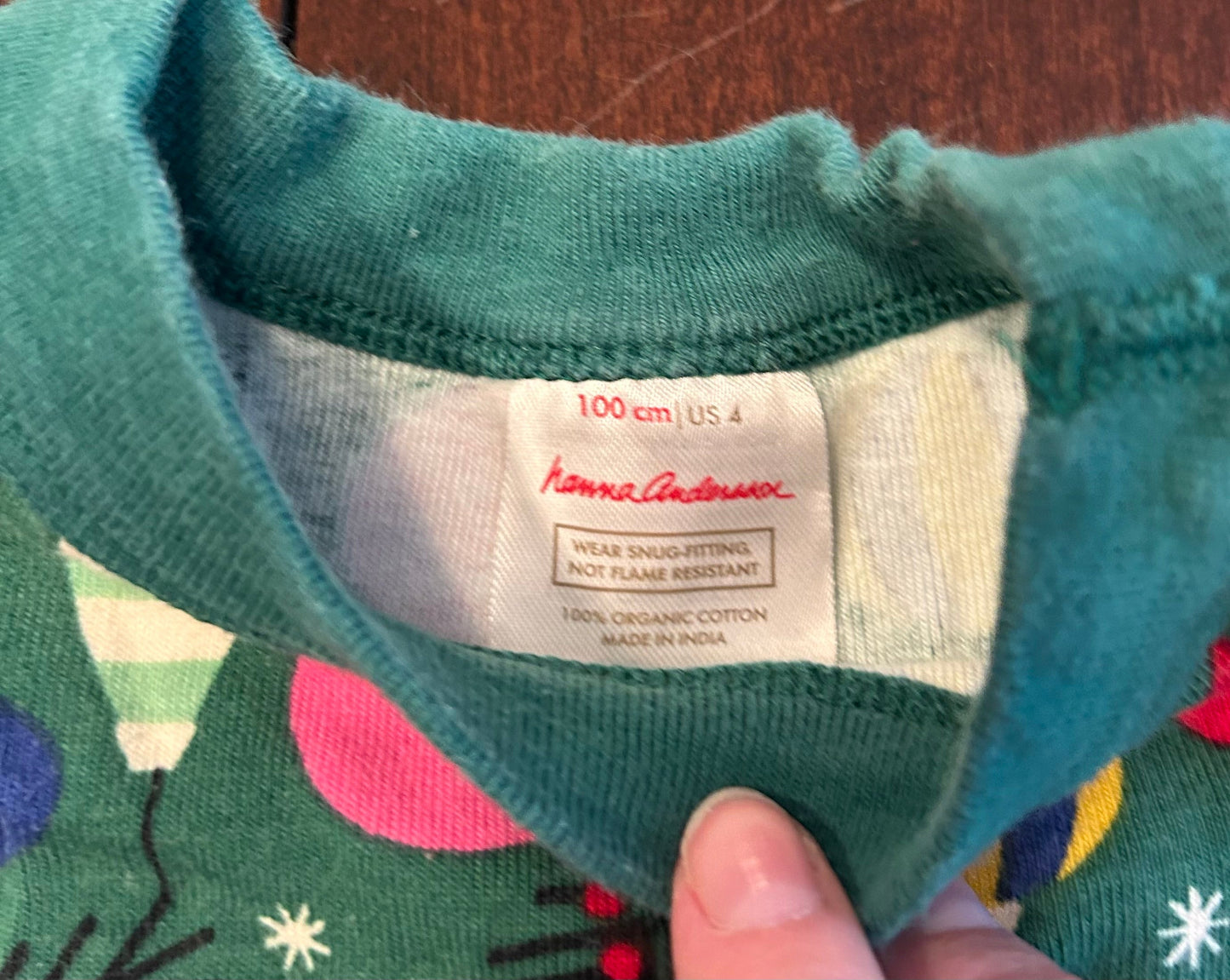 Reduced! Seller #18 Hanna Andersson holiday pjs kids size 4