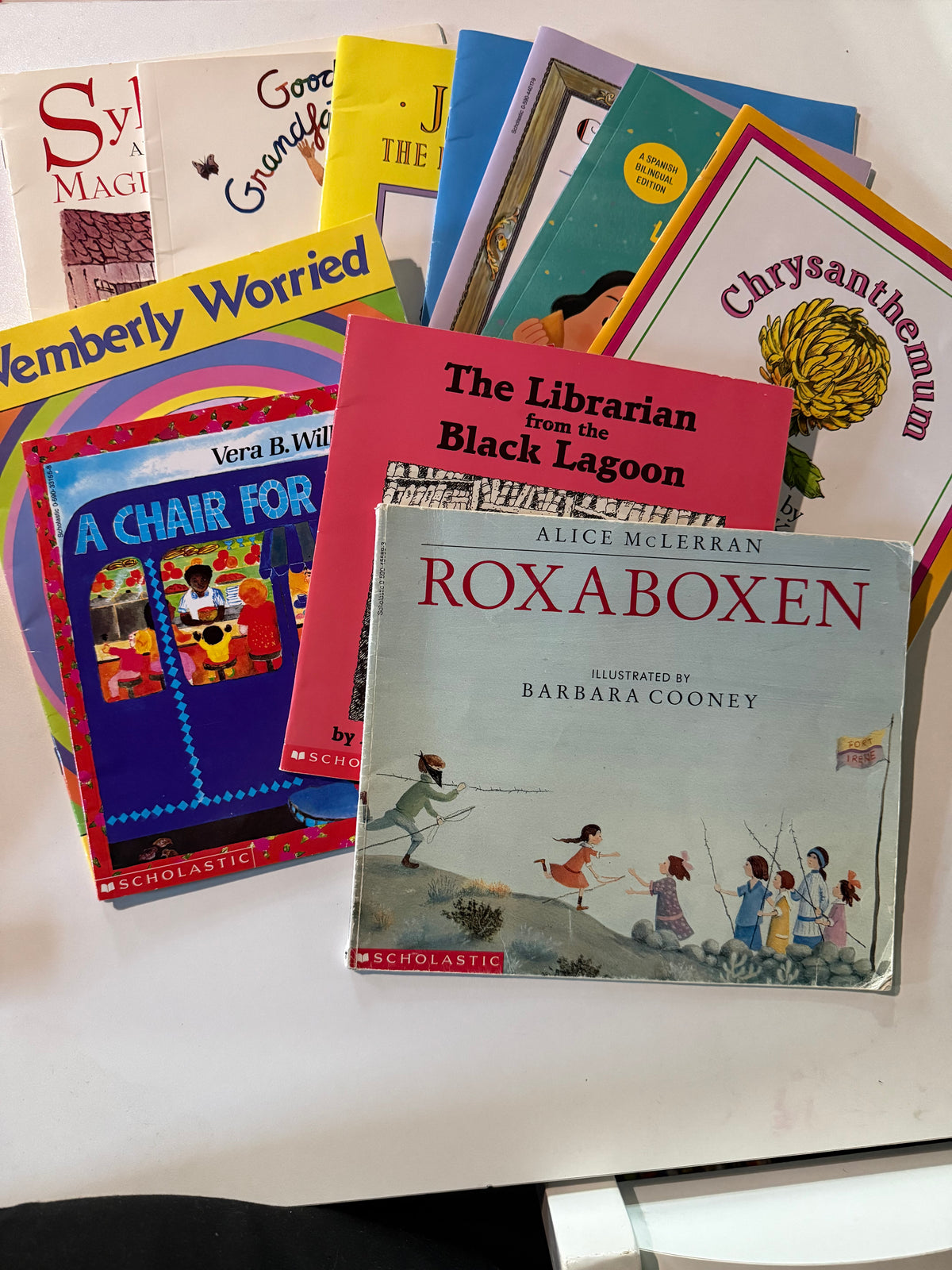 #20 Random Book lot GUC