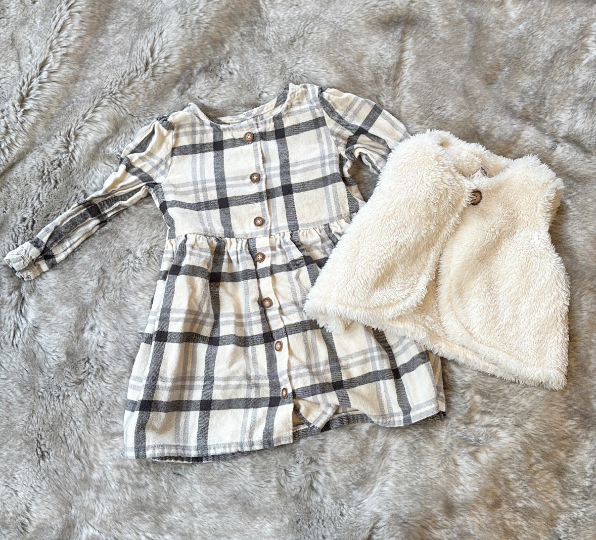 #58 Carters 18 M Girls Plaid Blue and White Dress and Jacket