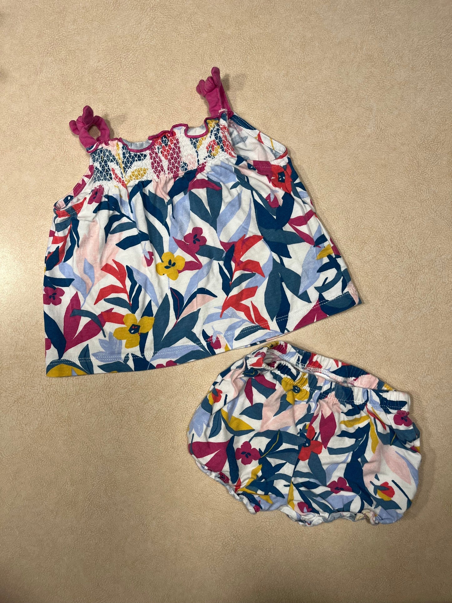#31 Carter's 2-Piece Romper Girls 6 months
