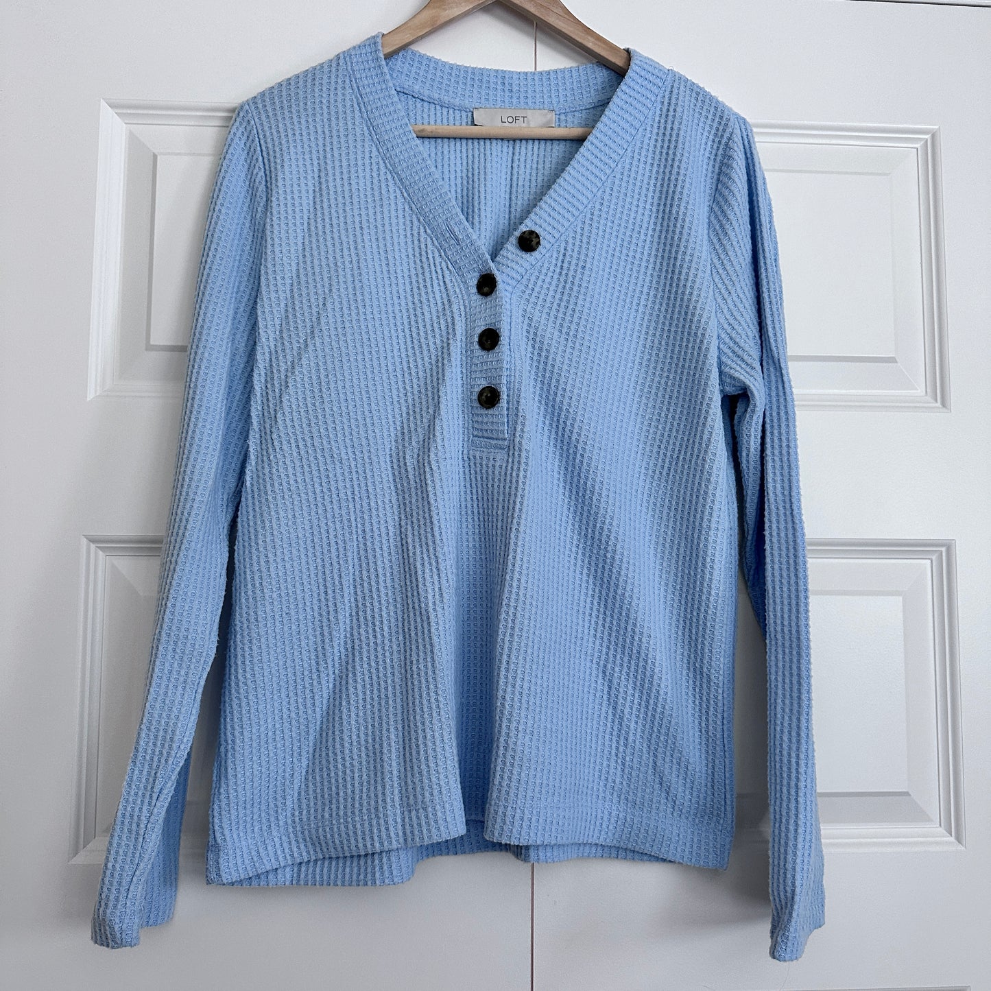 Seller 147 | Women’s Loft waffle shirt | size XL