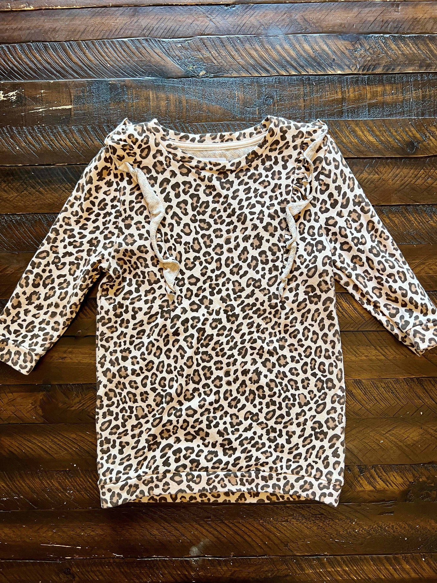 134 Girls Cheetah dress 4T