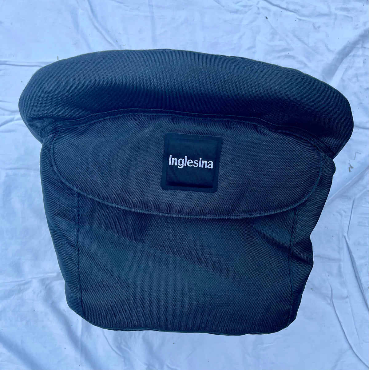 #32 Inglesina Fast Table Hook on Portable High Chair - Black
