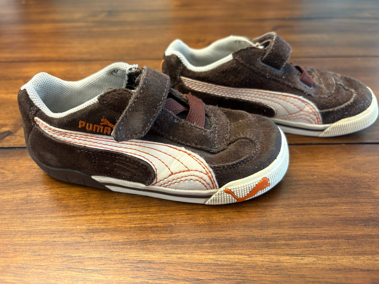 #201 Puma Boys Size 9 Brown Velcro Tennis Shoes