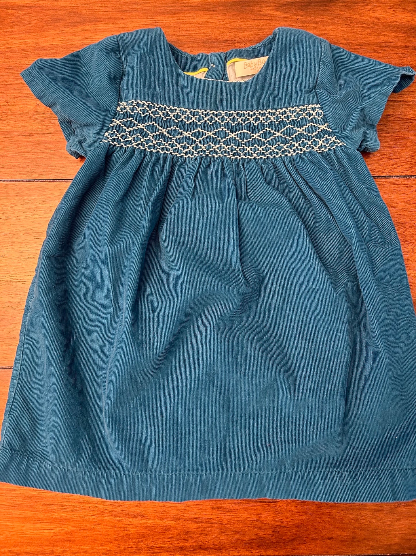 #201 Baby Boden Girls Size 12-18M Teal Smocked Short Sleeve Corduroy Dress