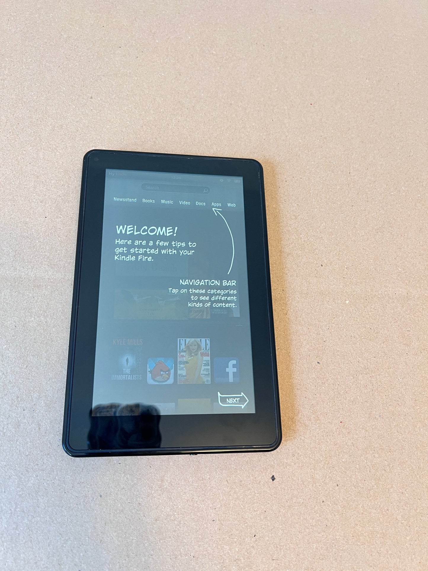 #176 - Kindle Fire D01400 - 1st Gen