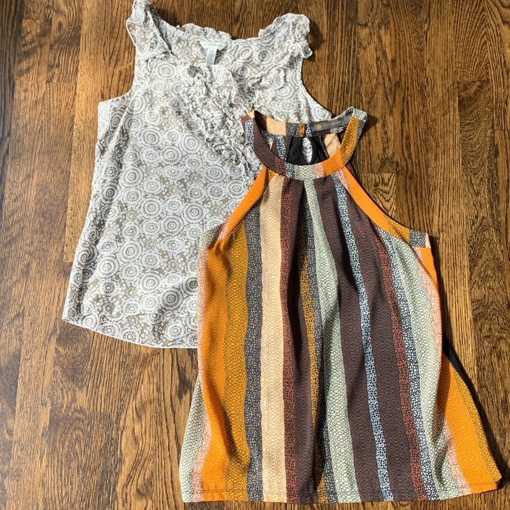 #151 - Banana Republic and Outback Red Blouses - Women's Small
