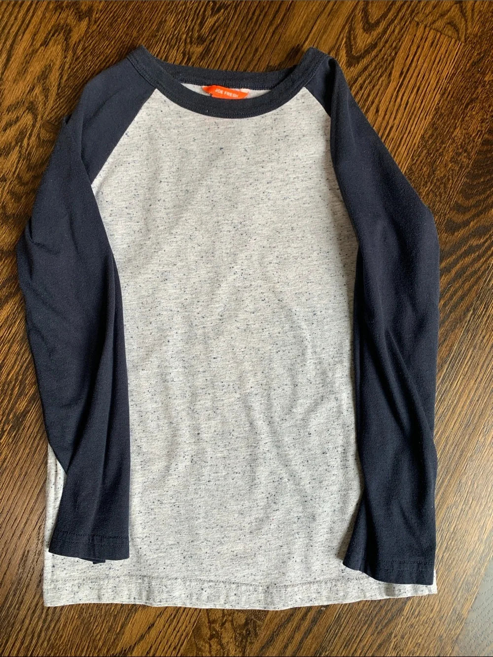 #151 - Joe Fresh Heather Gray Body Navy Raglan Long-Sleeve Tee - Boys medium
