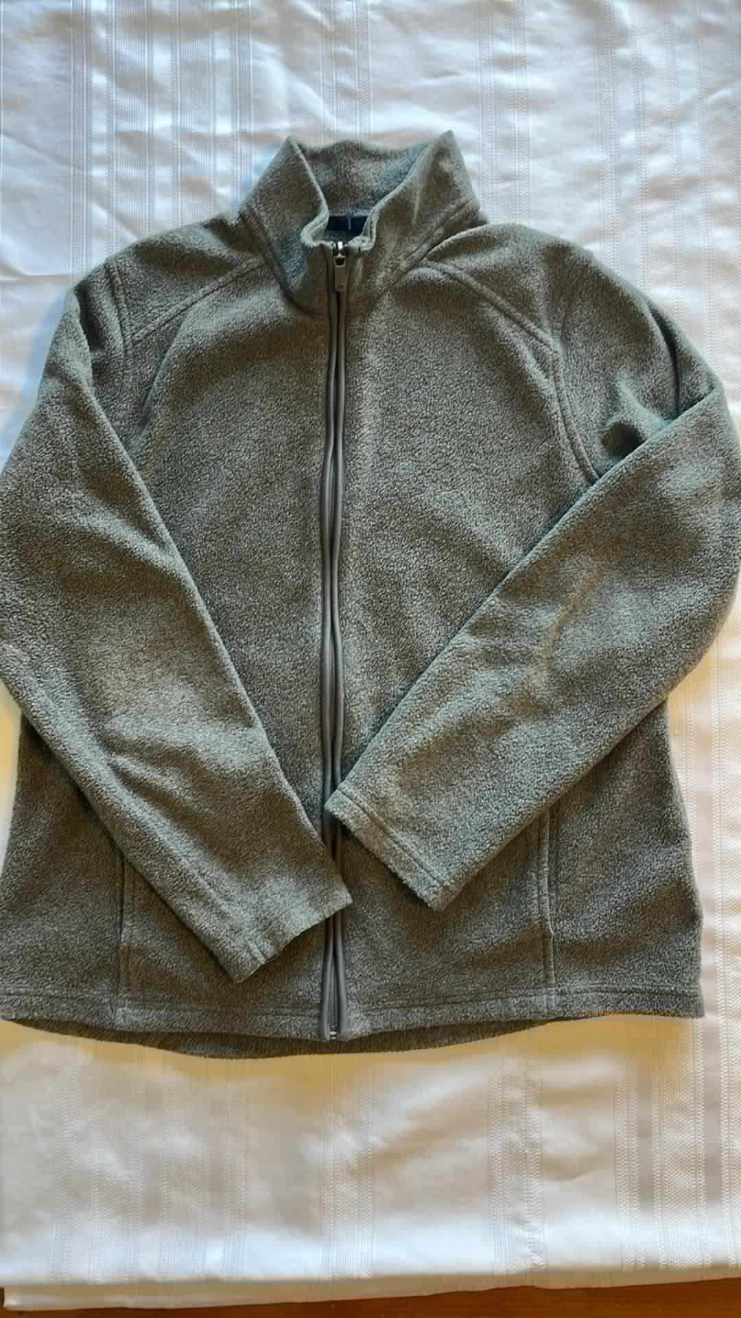 #29 Women’s L Lands End fleece jacket EUC