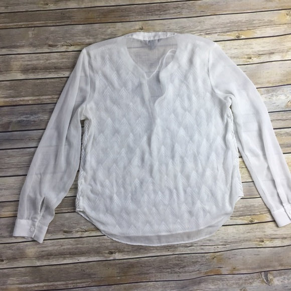 Seller 175 - Banana Republic Factory White Arrow Blouse (M)