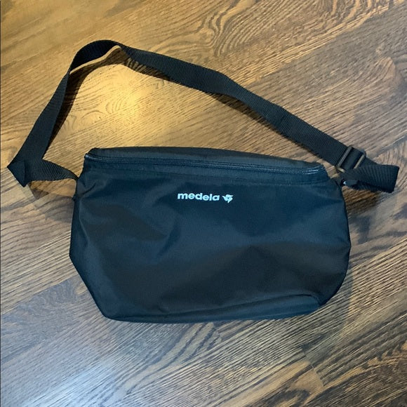 #181 -Like New Medela Black Cooler *REDUCED*