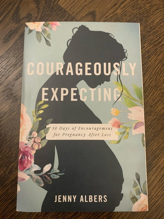#48 - New - Courageously Expecting Book