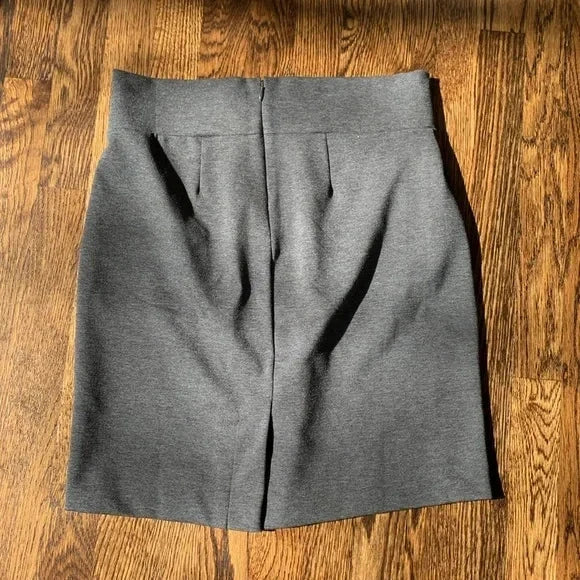 #181 - Gap Maternity Skirt - Size 2