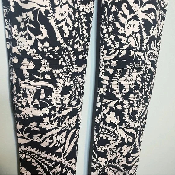 #118 | Size M | Women's Free People FP Movement City Slicker Active Tights