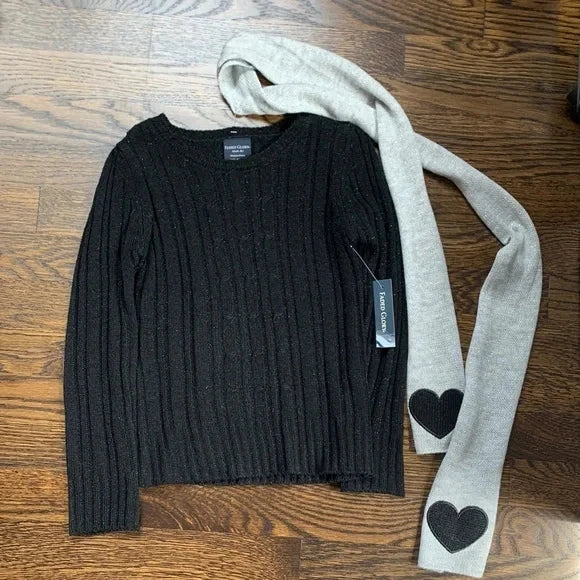 #181 - NWT Girls Black Ribbed Sweater with Gray Heart Scarf - Girls XS (4-5)