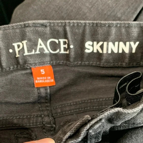 #91 - The Children's Place Black Denim Jeans - Size 5 Kids