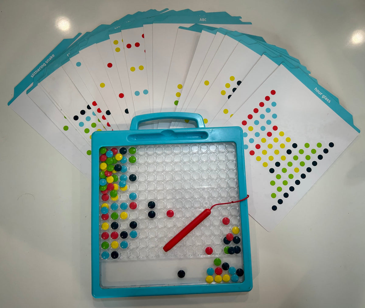 #32 Magnetic Dot Art