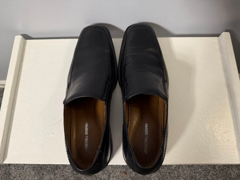 Seller 229 - Johnston and Murphy size 10 shoes