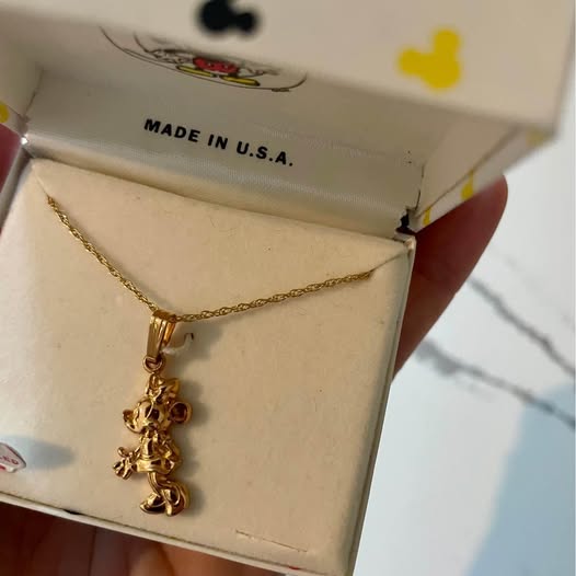 #222 Never Worn Mickey & Co. Minnie 14 Karat Gold Filled Necklace