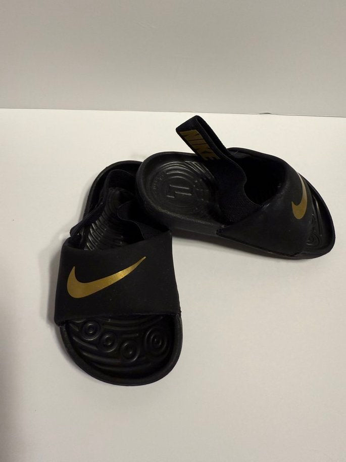 Seller 229- Nike Kawa Slide Sandal size 5C