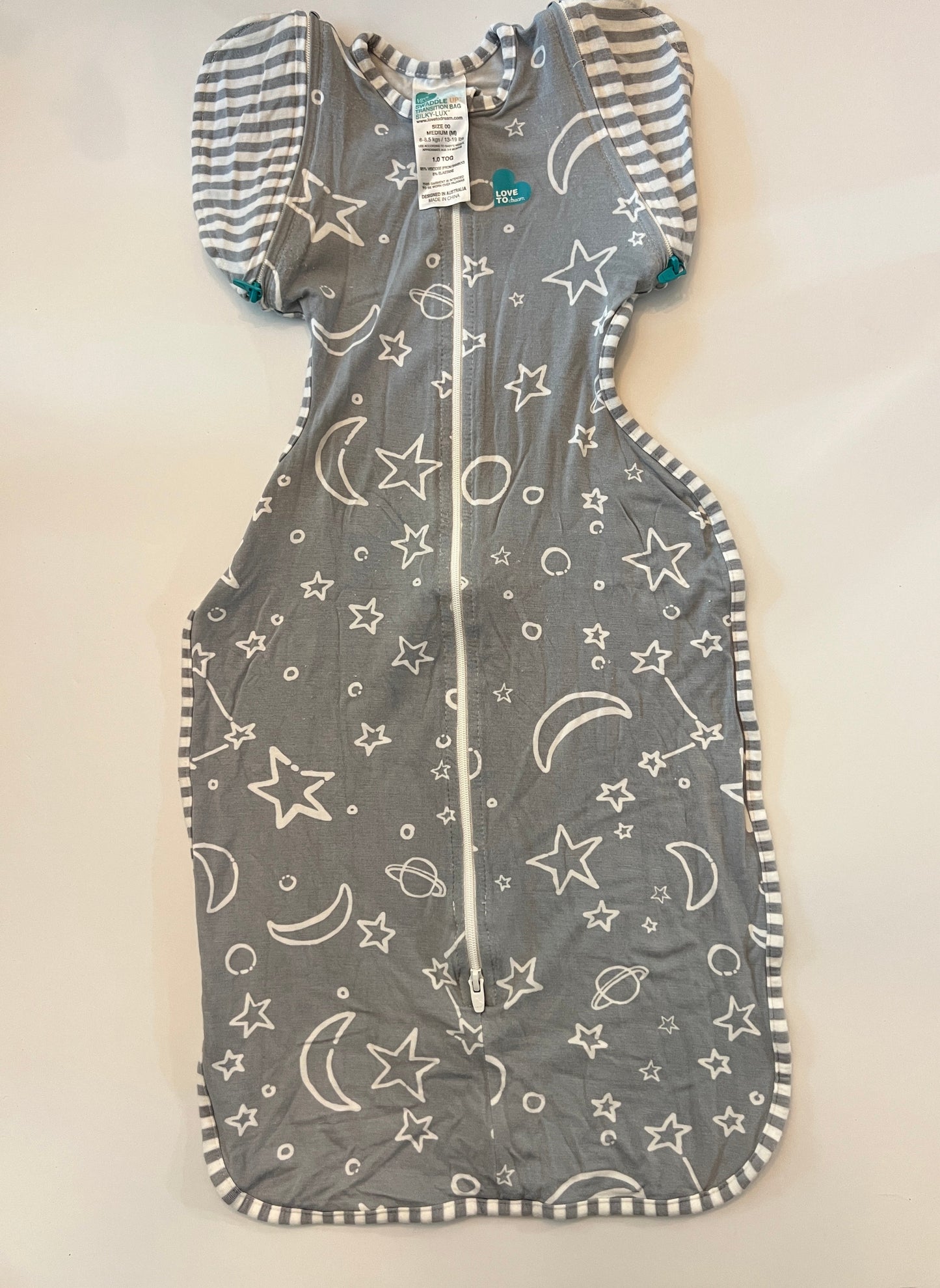 #215 REDUCED Medium 13-19 lb 1.0 Tog Love to Dream Swaddle