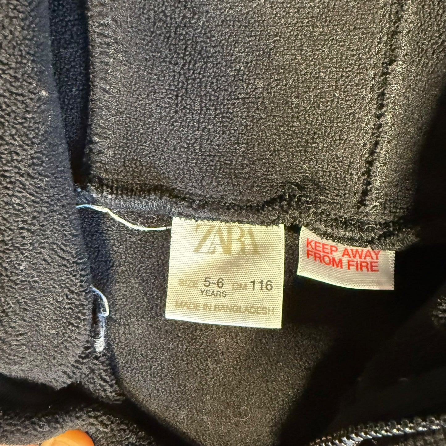 #1 Zara Fleece Track Suit 5-6 Black (1 of 2) REDUCED