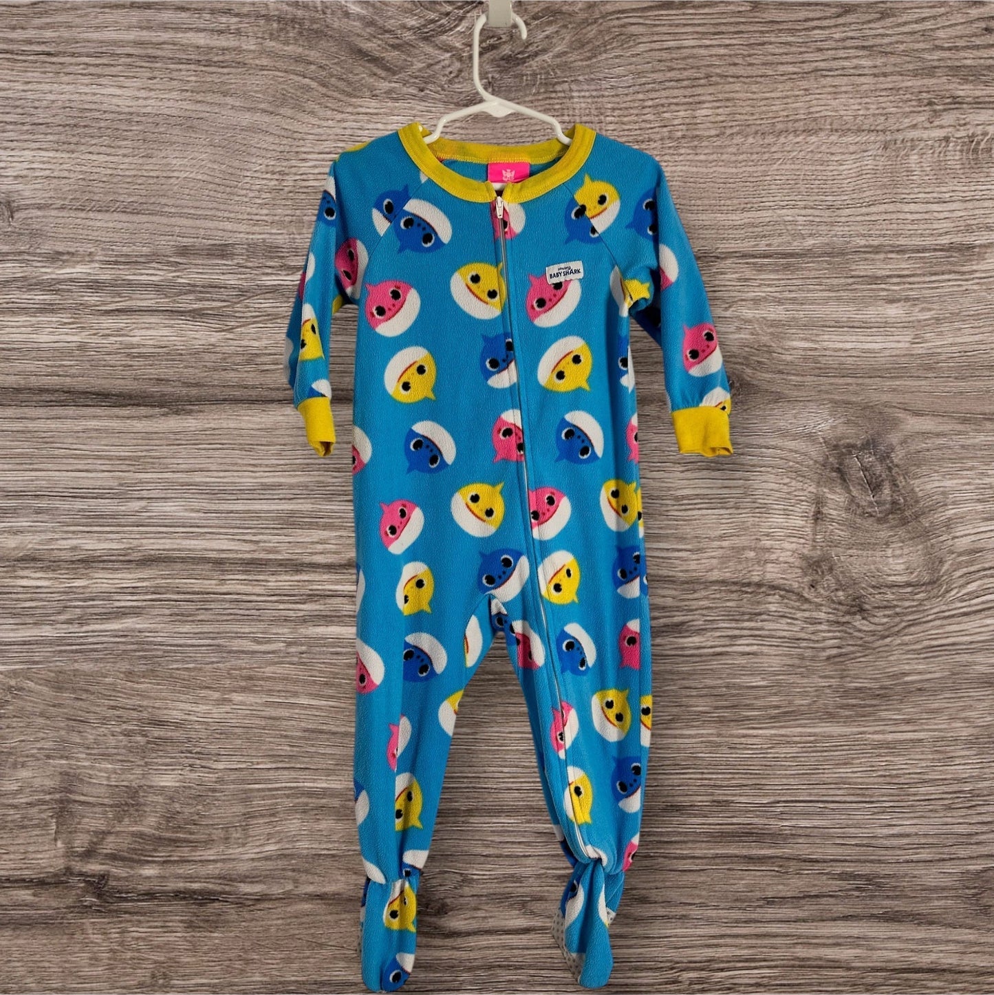 #169 Girl's 2T PJ's (3 Pairs)