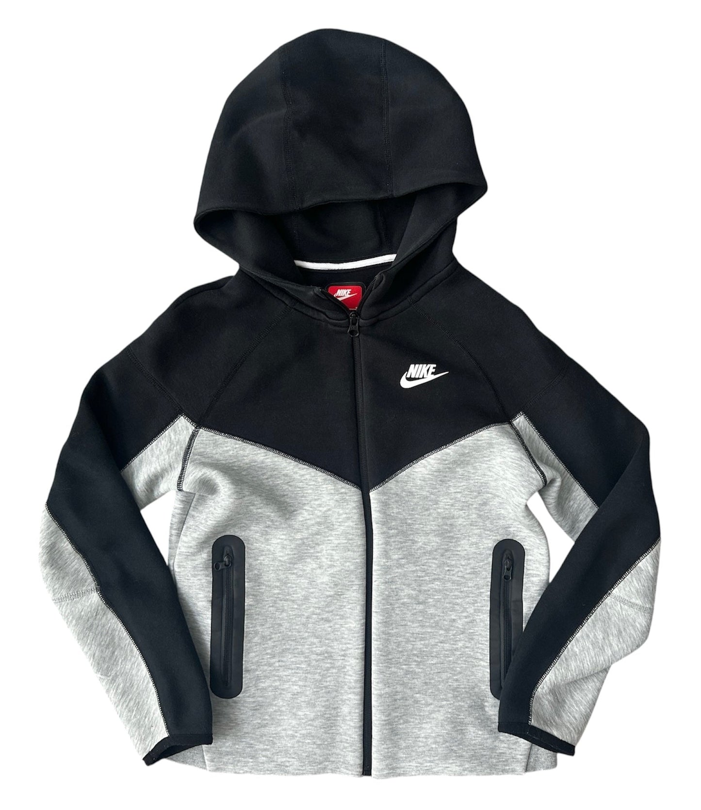 Seller #140 Nike Tech hooded sweatshirt size youth medium