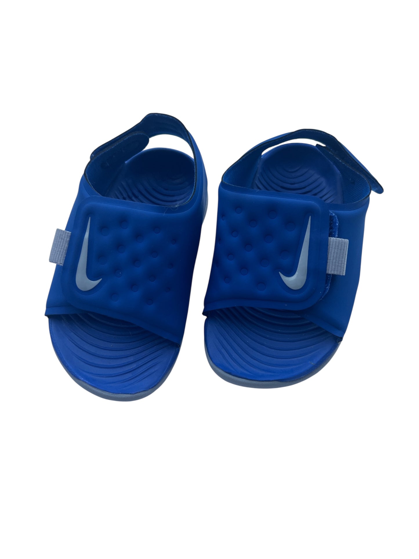 104- Nike sz 6