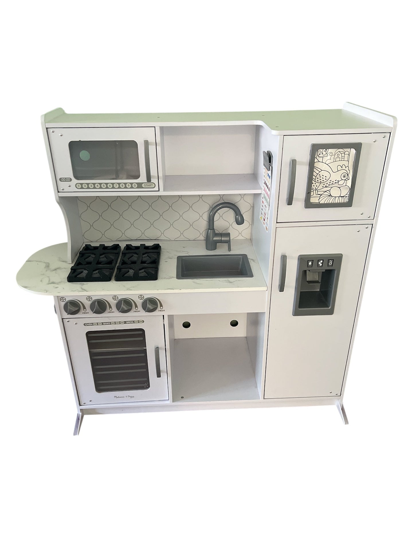 *REDUCED* 104 - Wooden Kitchen, near perfect condition
