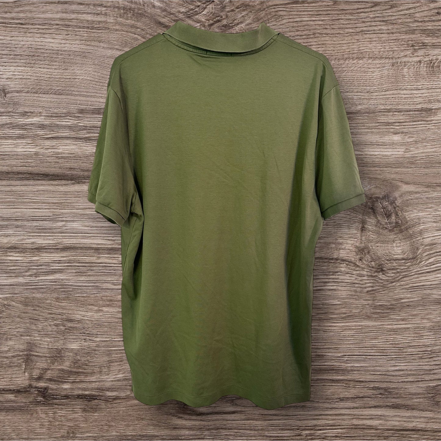 #169 Men’s Large Calvin Klein Polo