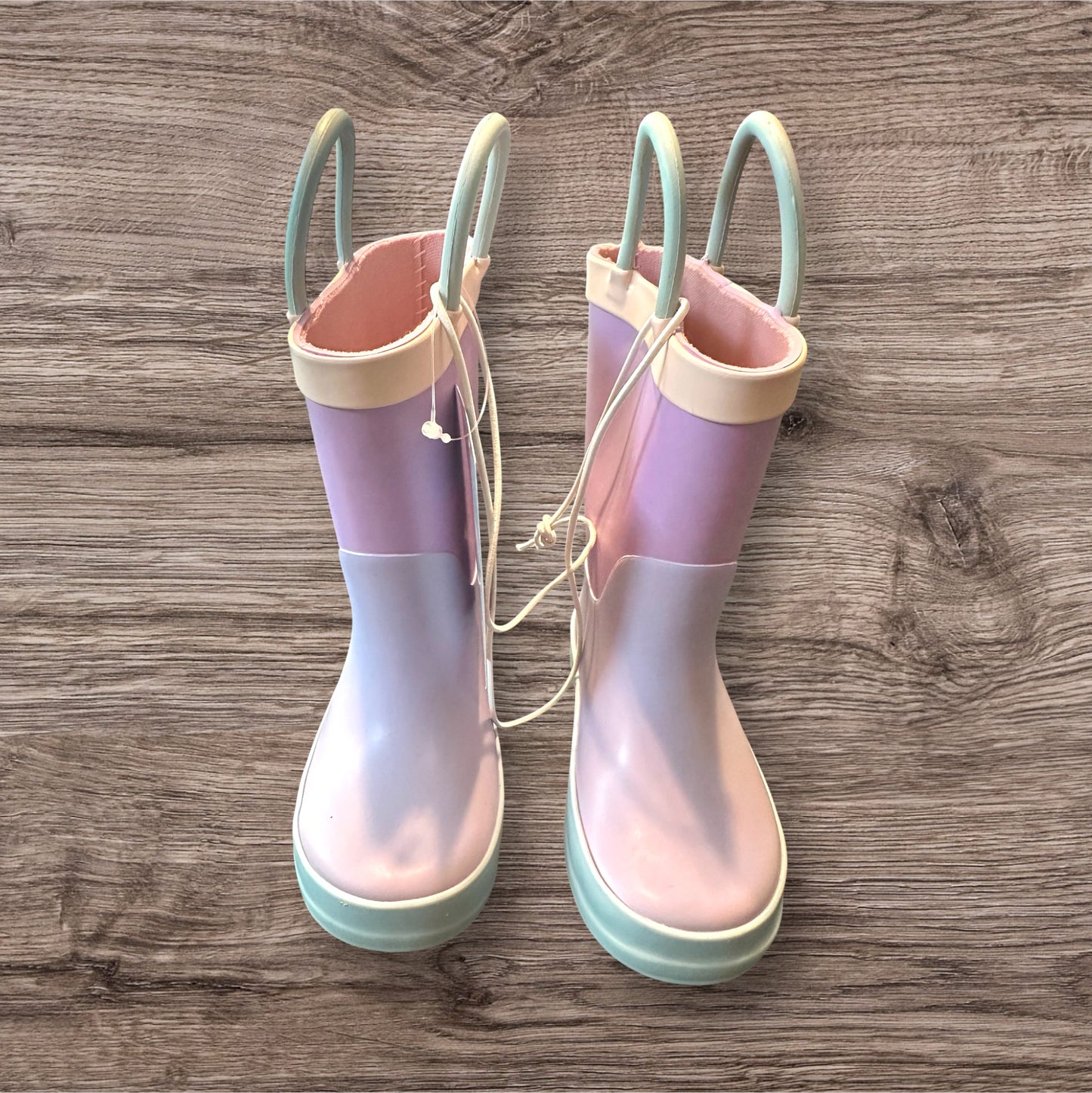 #169 Girl's Size 6 Cat & Jack Rain Boots- NWT