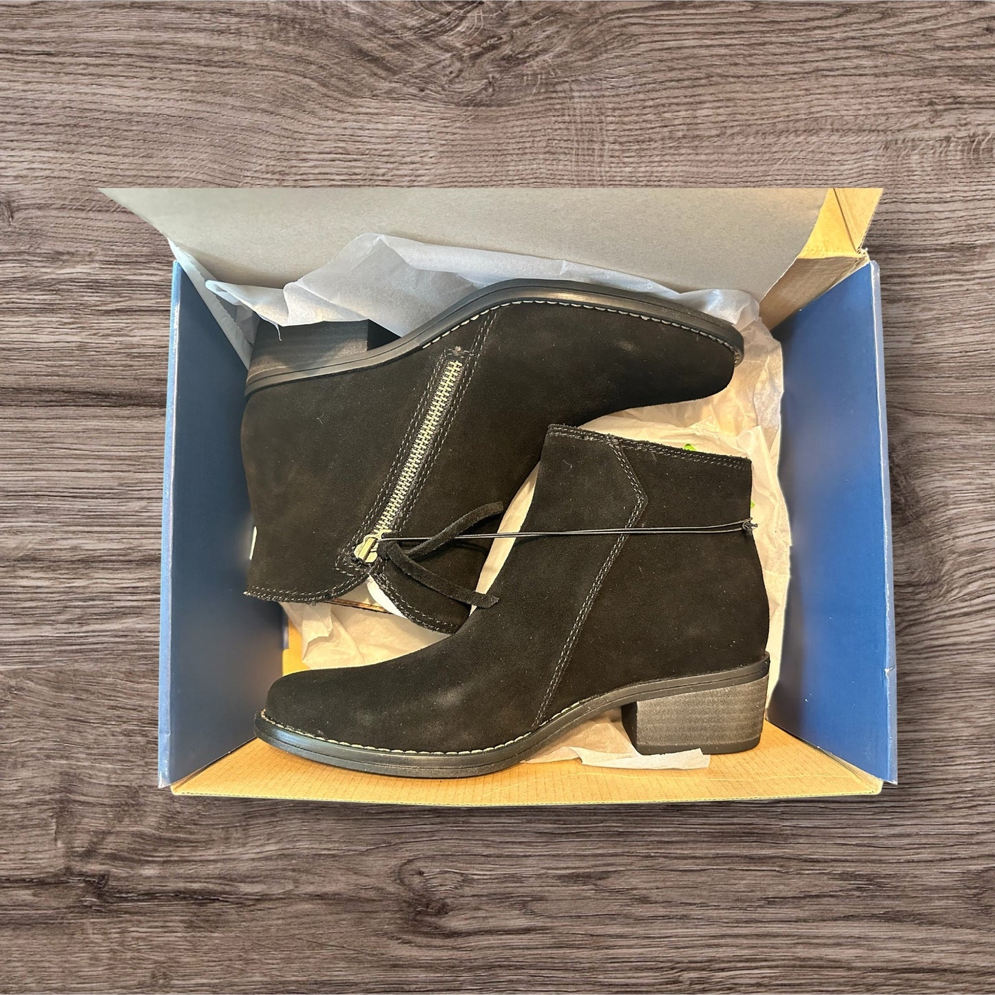 #169 Women’s Size 7 Black Mountain Boots- NWT *REDUCED PRICE