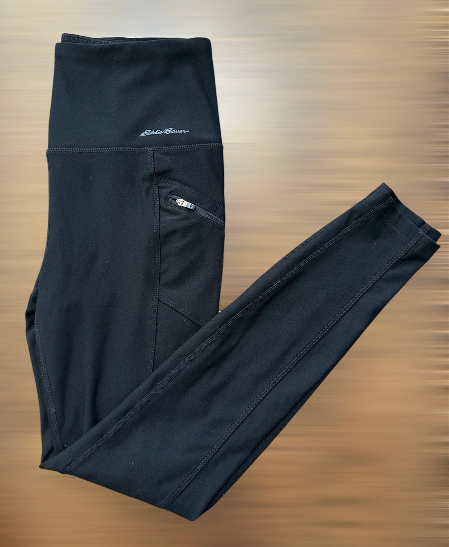 #146 - REDUCED Women's Small Eddie Bauer Black Leggings with Zipper Pockets