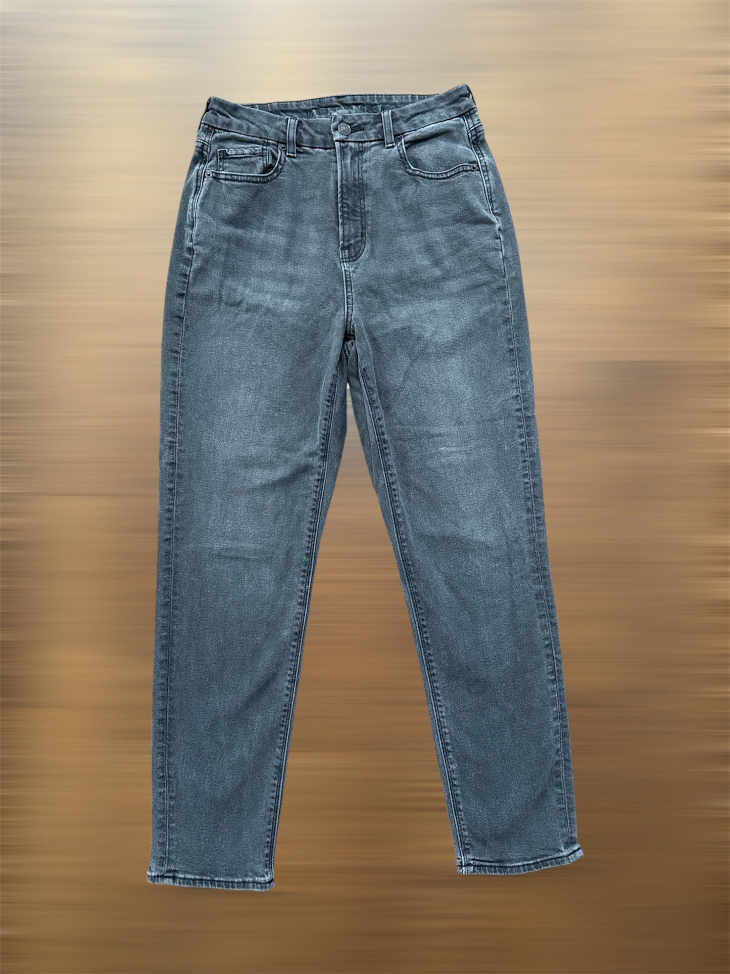 #146 - REDUCED Women's Size 4 American Eagle Black Jeans