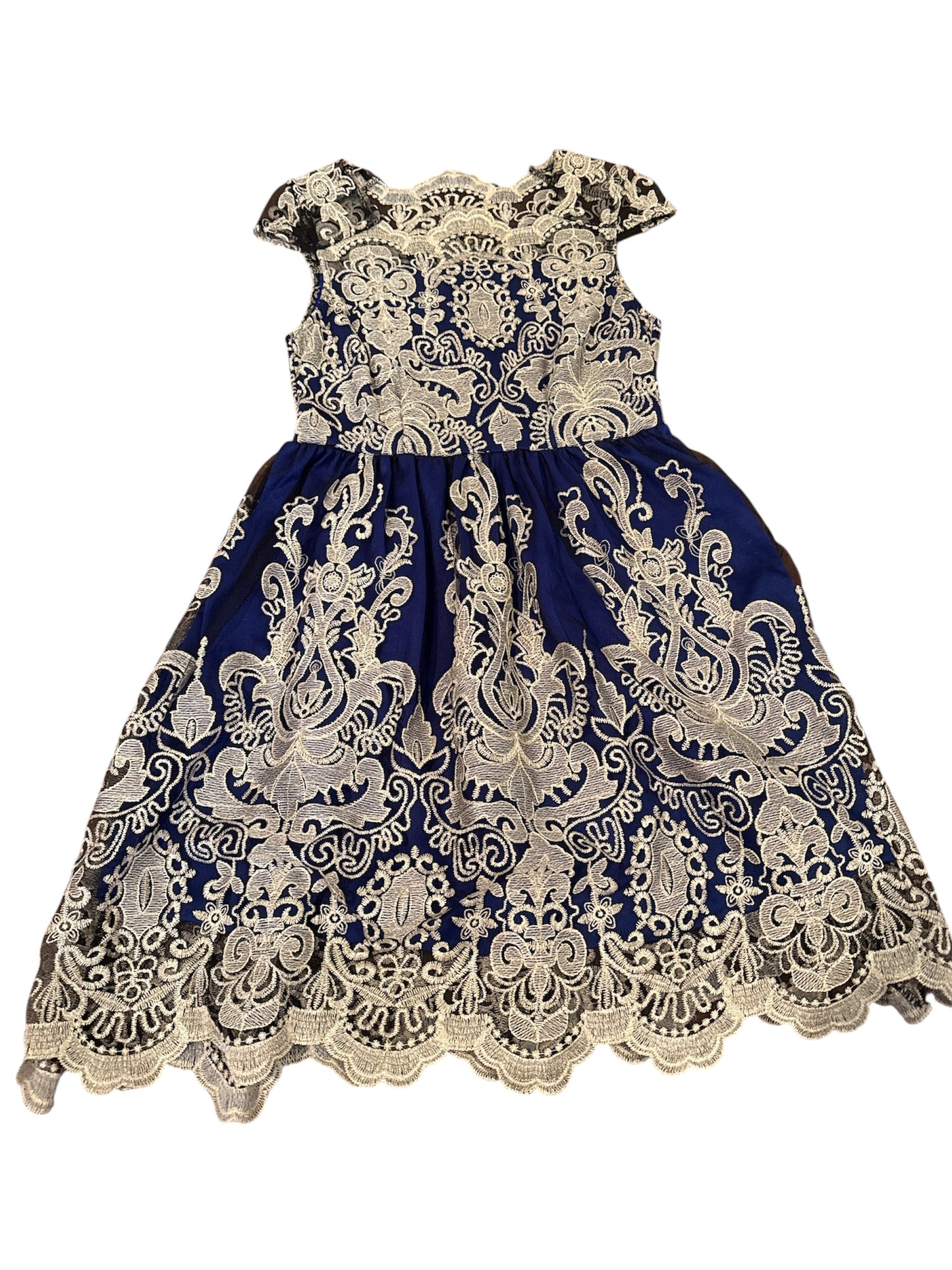 208 girls size 10-12 dress