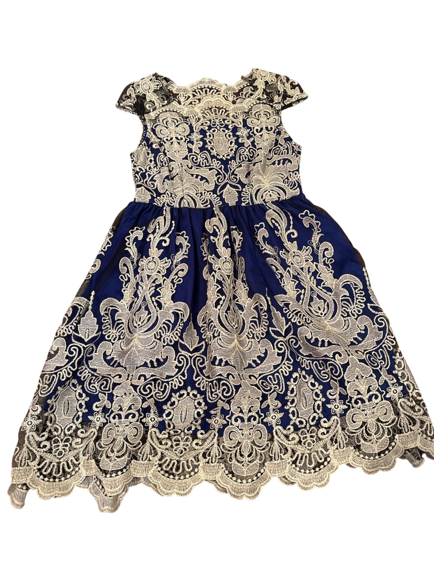 208 girls size 10-12 dress - REDUCED