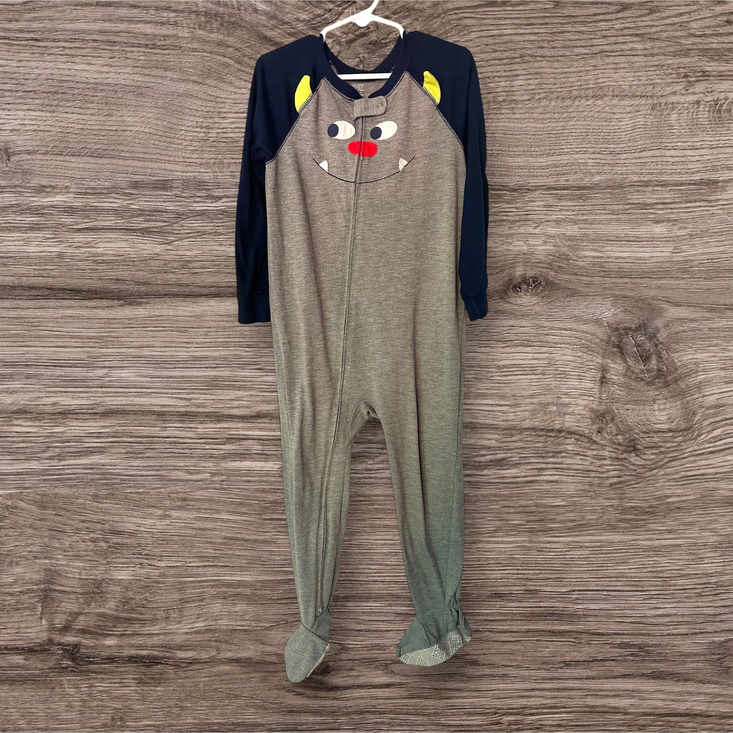 #169 Boy's 5T Carter’s PJ Bundle (3 Pairs)