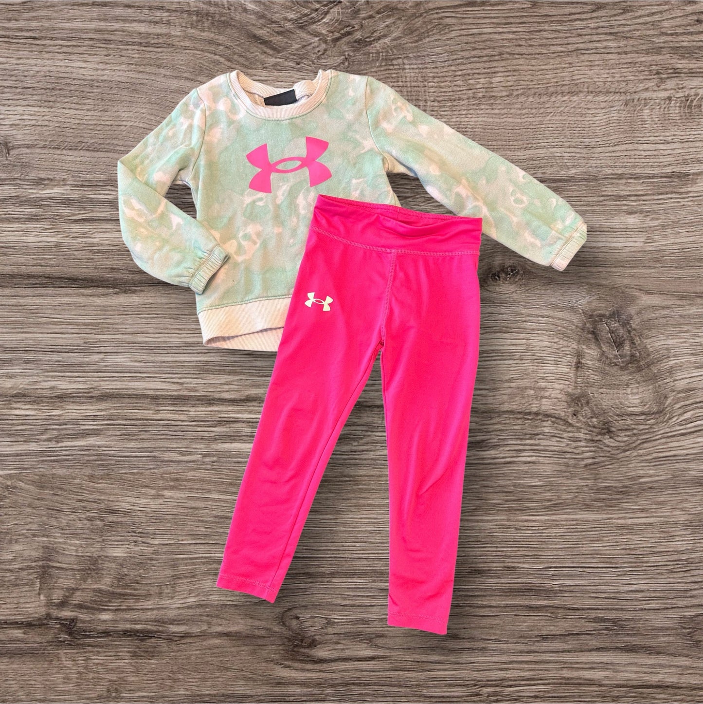 #169 Girl's 4T Under Armour Bundle
