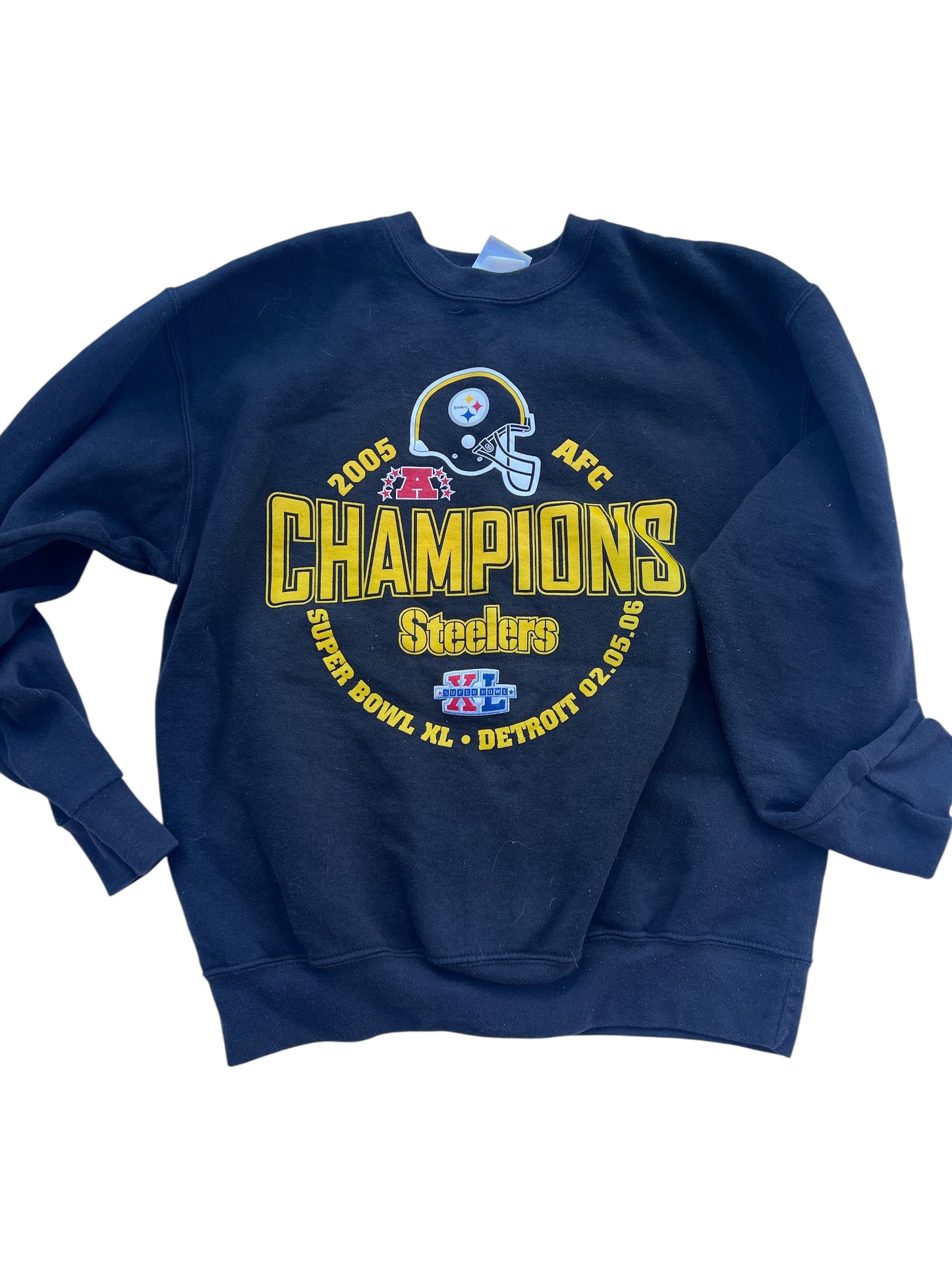 104 - Steelers pull over size medium