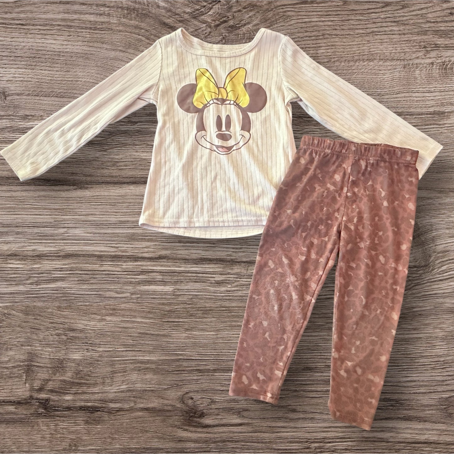 #169 Girl's 4T Minnie Mouse Outfits (2 Outfits)