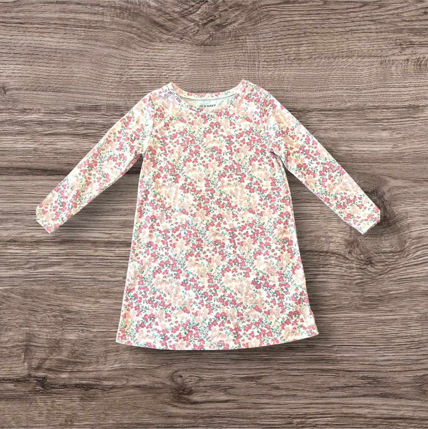 #169 Girl's 4T Dress Bundle (3)