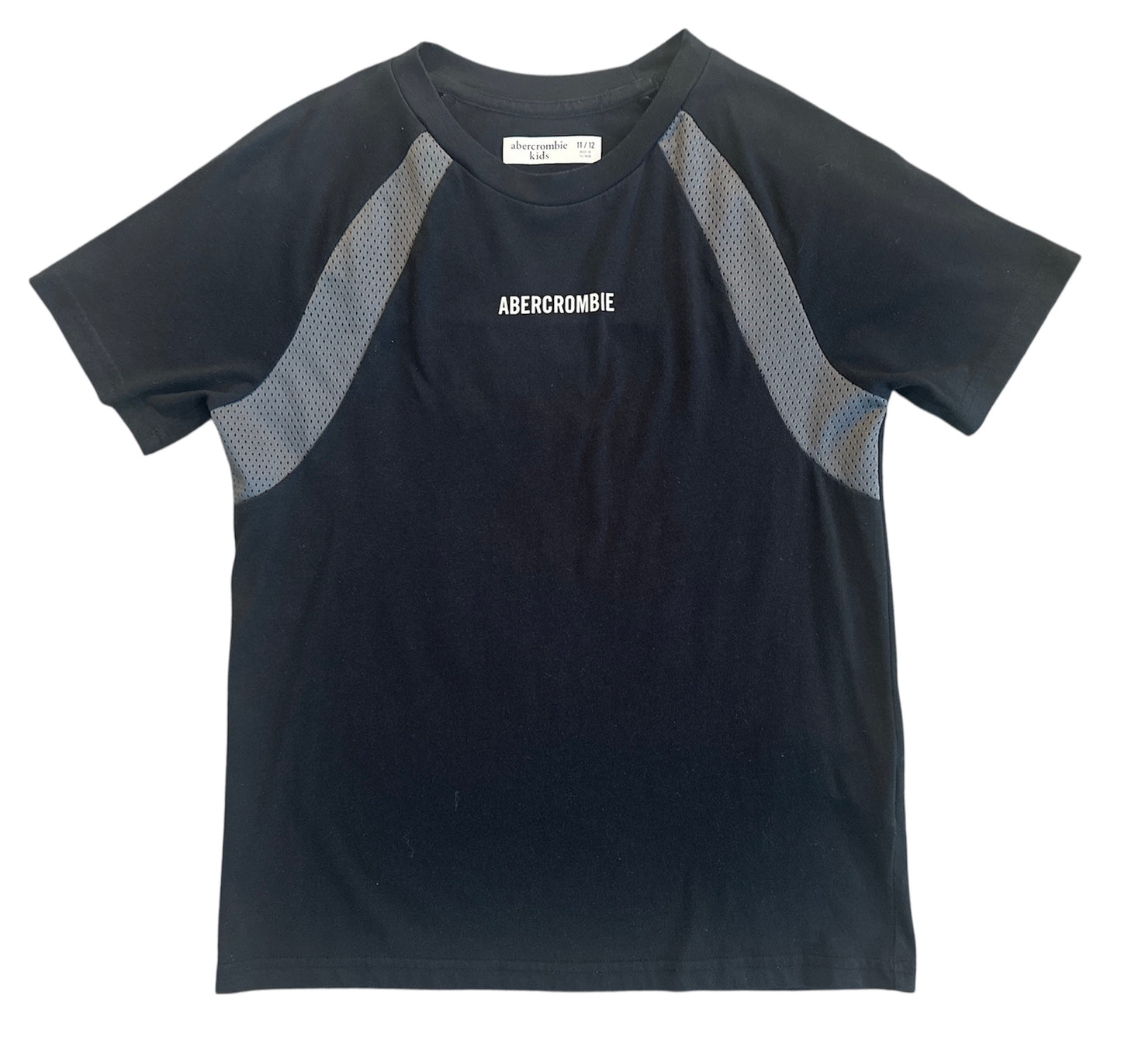 Seller #140 Boys Abercrombie T-shirt size 11/12