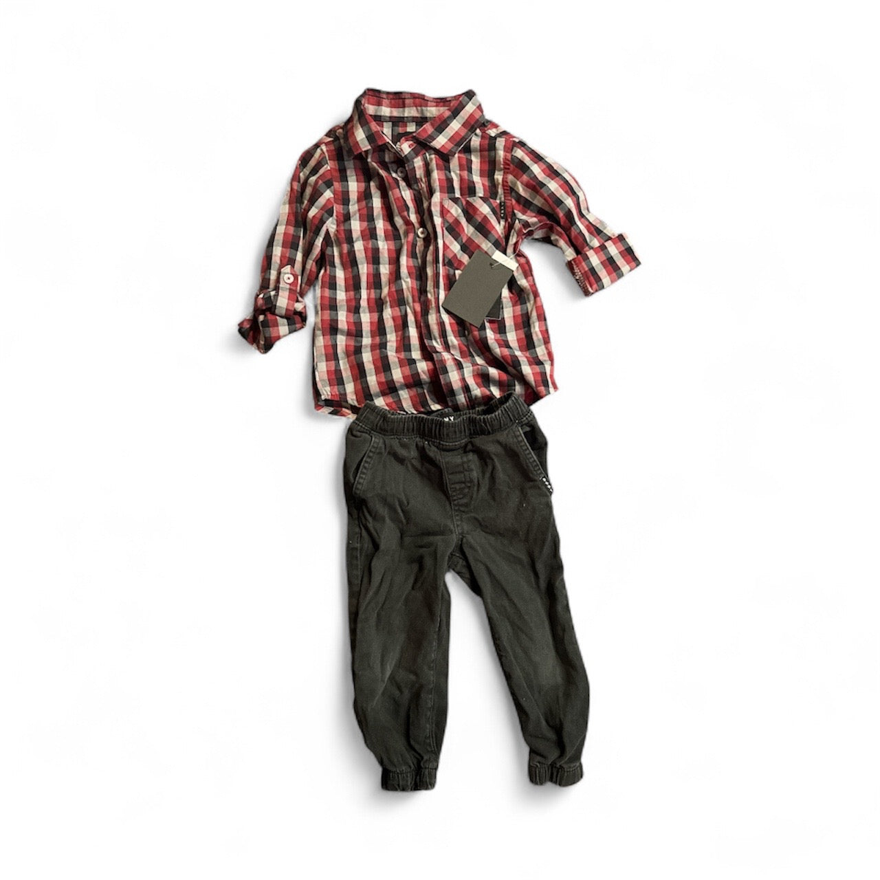 #28 REDUCED Boys DKNY NWT Plaid Shirt and Pants Outfit Size 2T